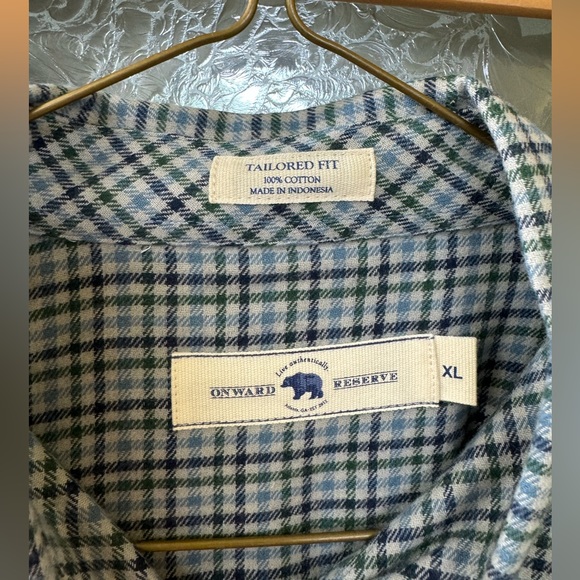 Onward Reserve long sleeve button up flannel size XL - Picture 2 of 4